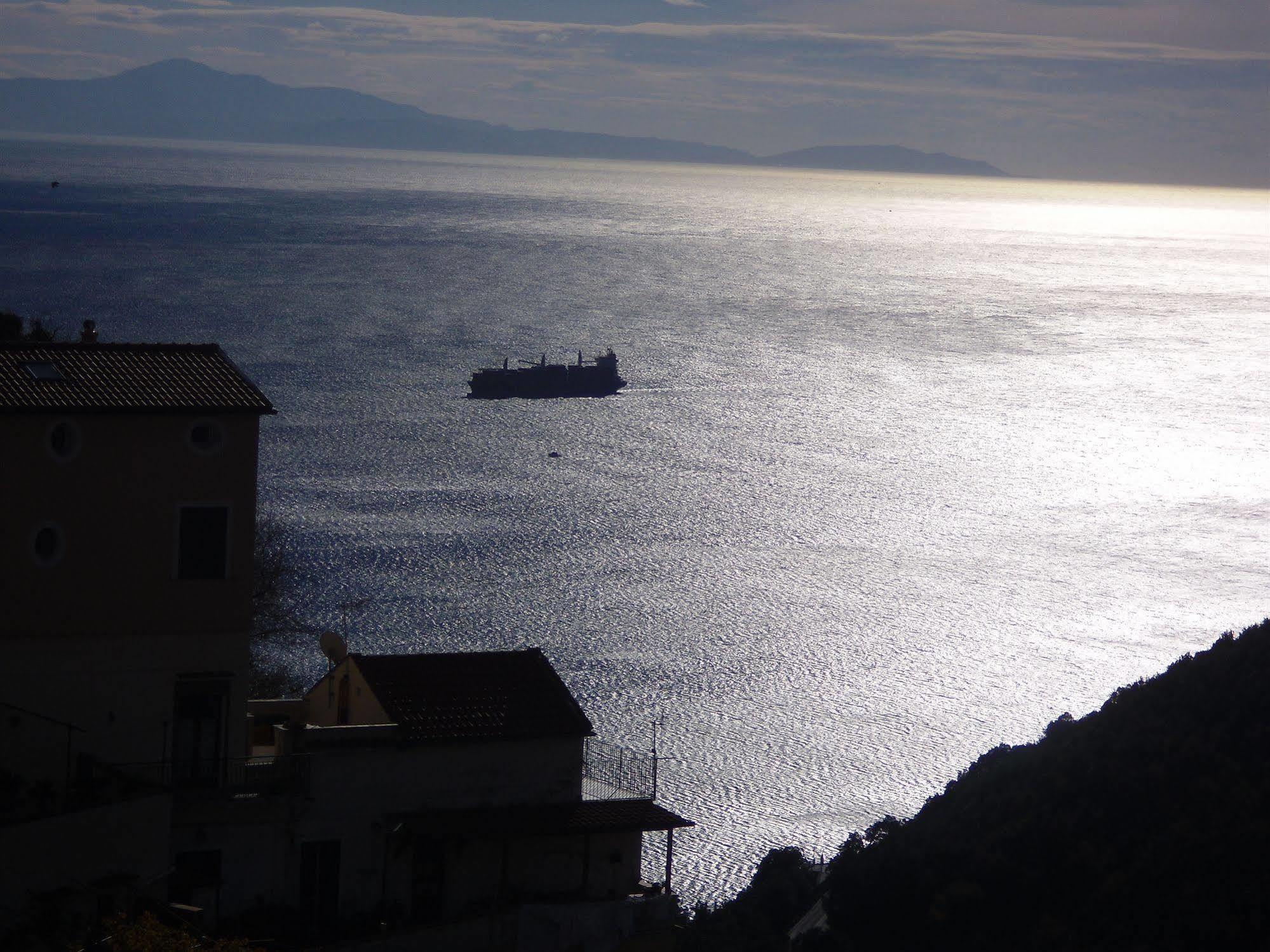 Bed and Breakfast Le Terrazze Di Cristina Vietri Exterior foto